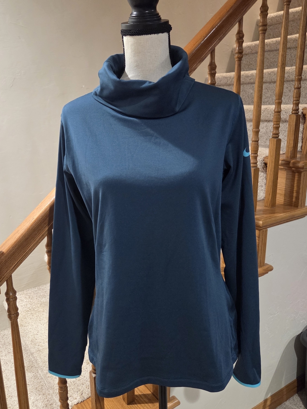 Nike Pro Dri-fit Women's Teal Funnel Neck Long Sleeve Pullover